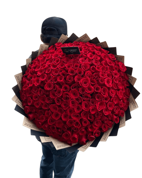 200 Red Roses PREMIUM Bouquet - Luxberries & Floral