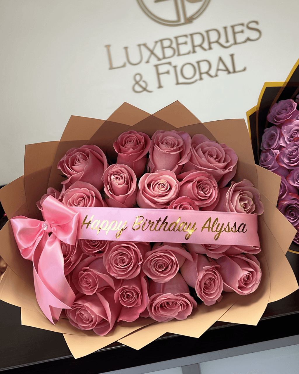 25 Premium Pink Rose Bouquet - Luxberries & Floral
