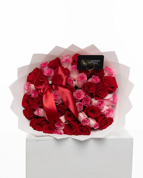 50 Red & Pink Ecuadorian Roses Bouquet - Arrangement for Valentine’s Day Luxberries & Floral