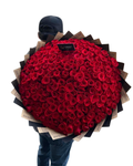 200 Red Roses PREMIUM Bouquet – Arrangement for Valentine’s Day Luxberries & Floral