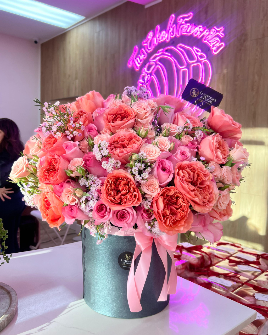 Blush Garden Mix Luxberries & Floral