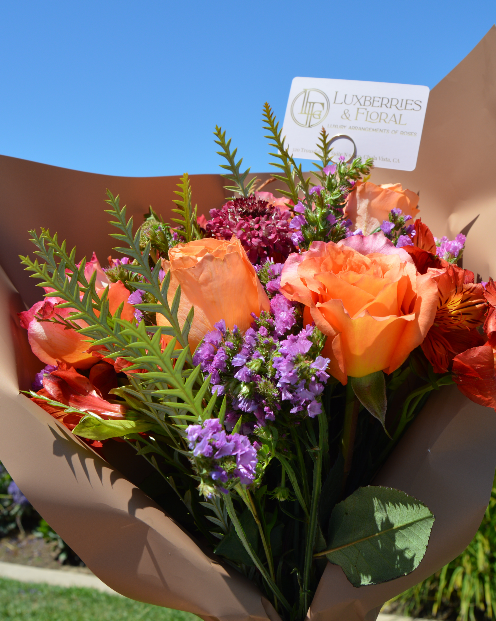 Peach Rose & Wildflower Bouquet - Luxberries & Floral