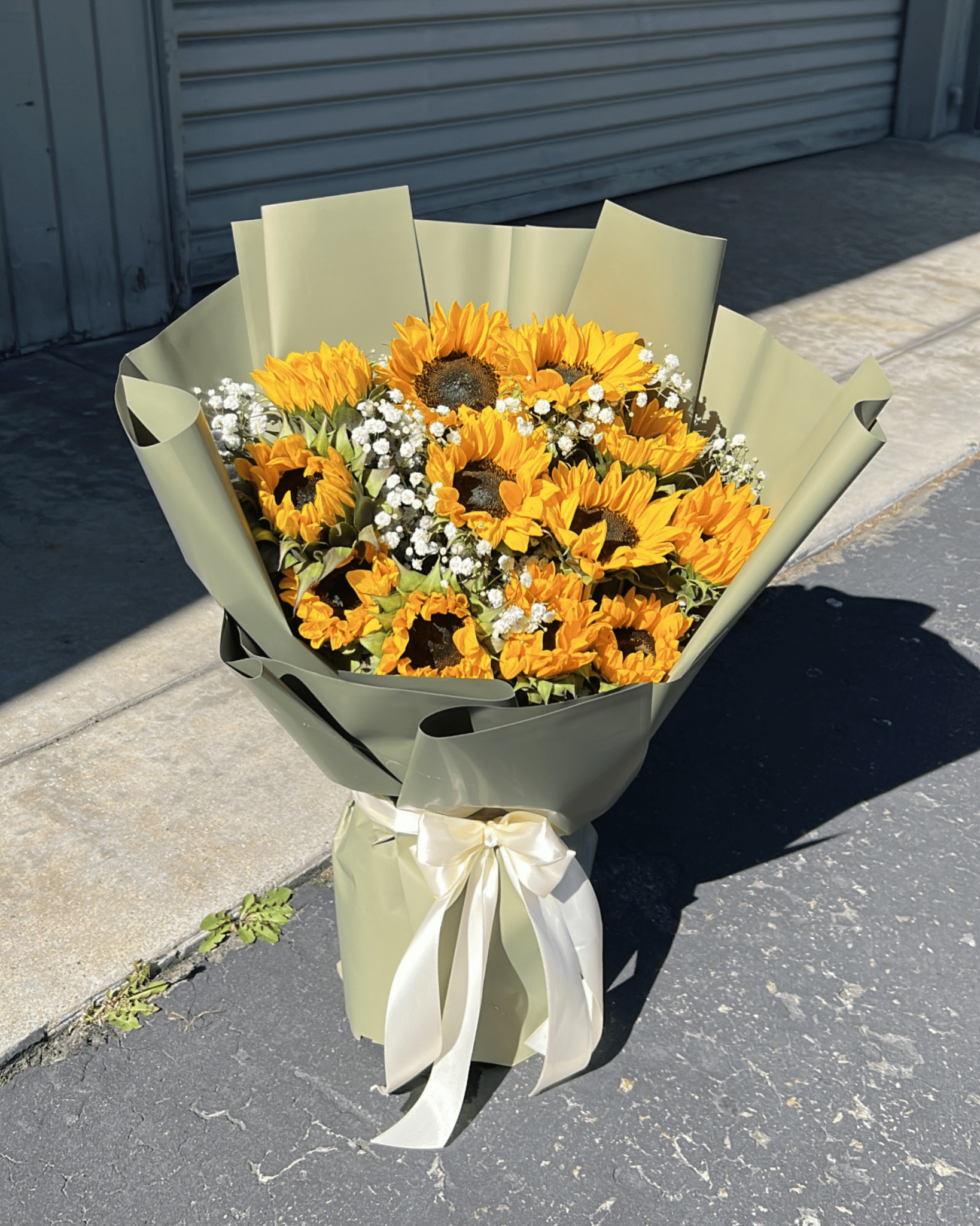 Sunflower Bouquet - Luxberries & Floral